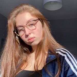 Meet your Posher, Gabrielle